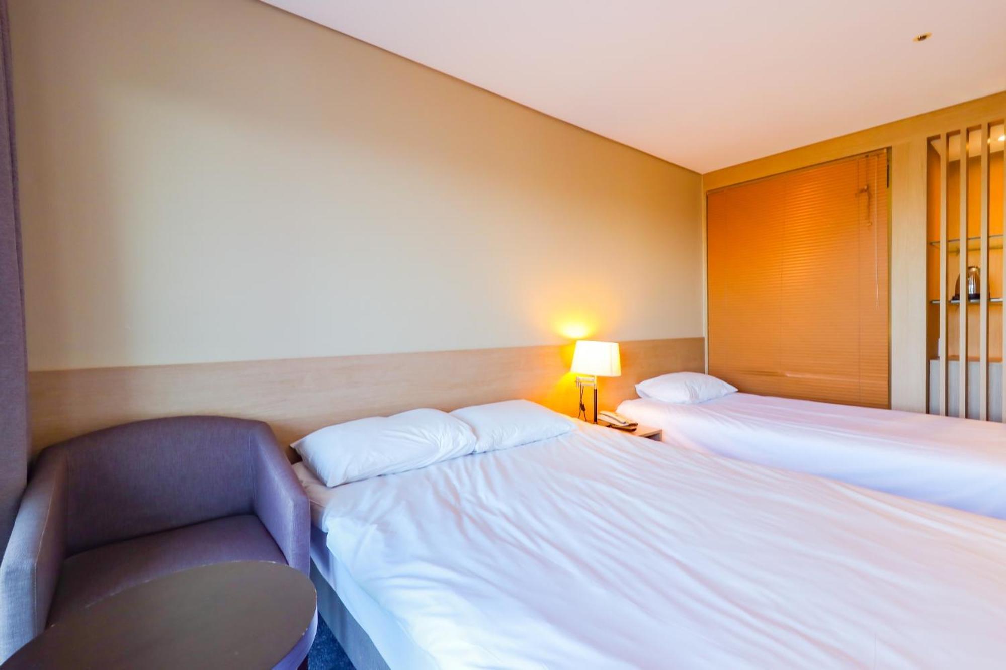From H The Best Hotel Jeju Seongsan Seogwipo Eksteriør bilde